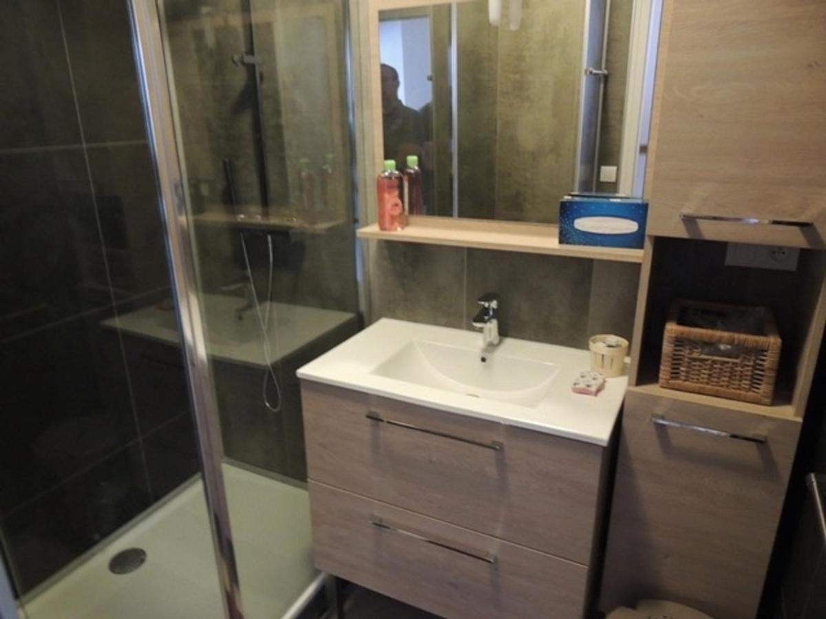 Appartement T3 Confortable A 300M Plage, Terrasse, Proche Commerces Et Marche Central - Fr-1-71-51 Royan Exterior foto